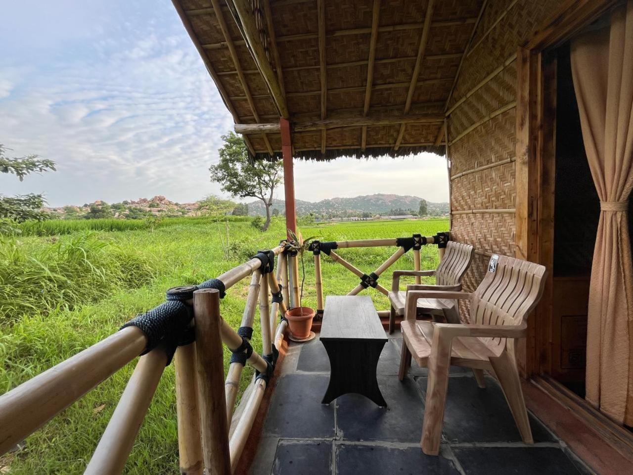 Hampi Rasta Cafe Hotel Exterior photo